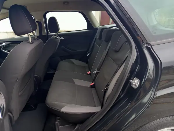 Ford Focus 2011 - 6990 EUR, 247800 km - 247800km - foto 11 de 16