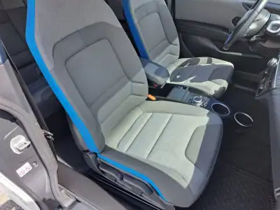 BMW i3 2019 - 28500 EUR, 89000 km - AUTO.MOTO.pt - 89000km - foto 21 de 45