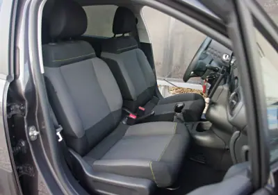 Citroën C3 2019 - 13900 EUR, 38919 km - AUTO.MOTO.pt - 38919km - foto 20 de 33