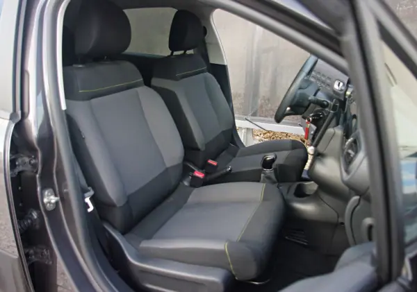 Citroën C3 2019 - 13900 EUR, 38919 km - AUTO.MOTO.pt - 38919km - foto 20 de 33