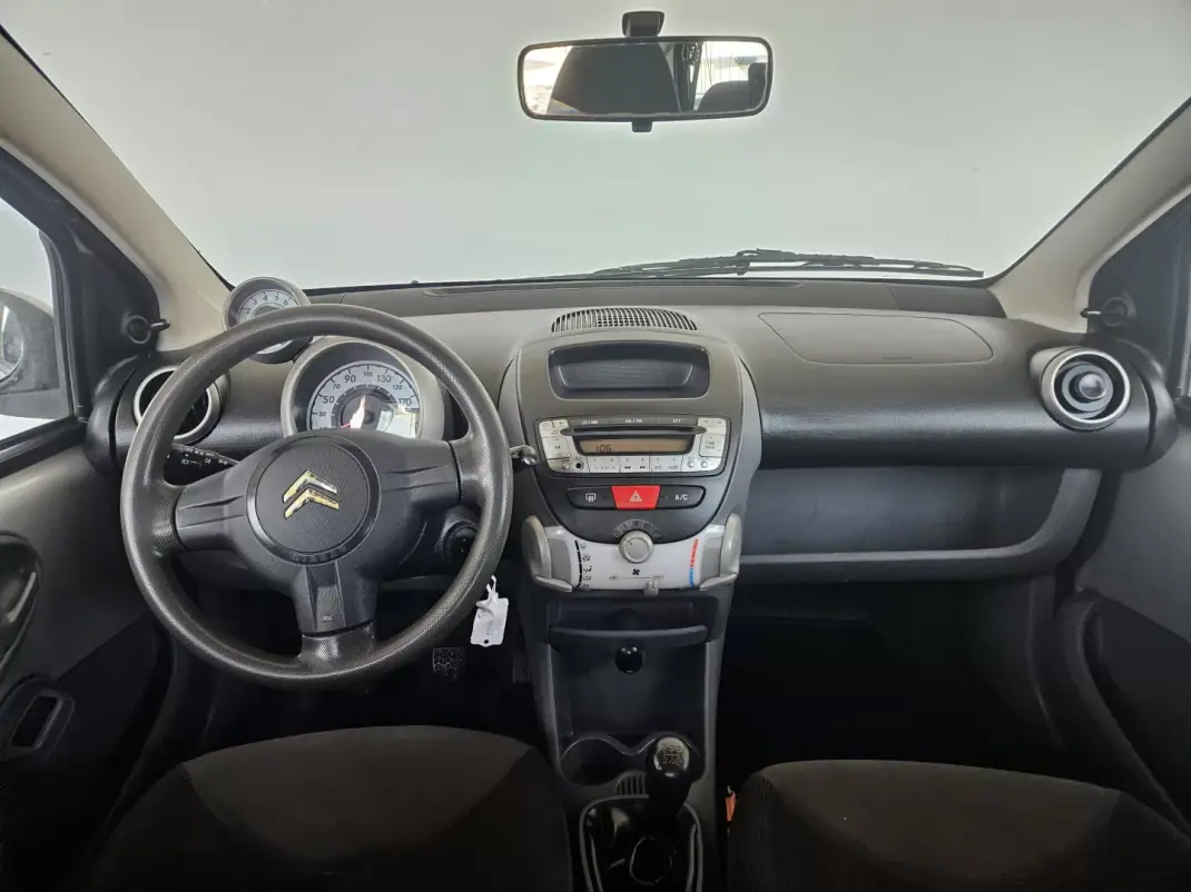 Citroën C1 2007 - 3400 EUR, 215000 km - AUTO.MOTO.pt - 215000km - foto 10 de 10