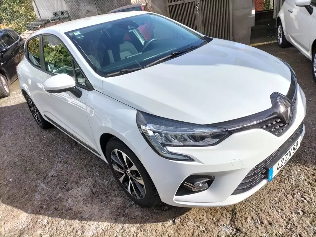 Renault Clio 2020 - 16250 EUR, 96000 km - AUTO.MOTO.pt - 96000km - foto 3 de 12