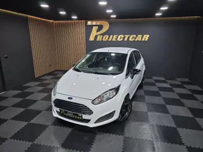 Ford Fiesta 2015 - 10750 EUR, 165000 km - AUTO.MOTO.pt - 165000km - foto 15 de 23