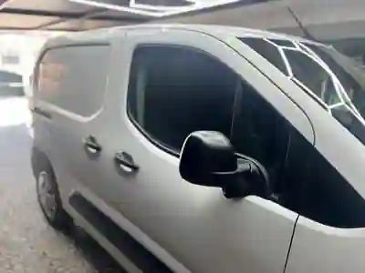 Citroën Berlingo 1.5 Bluehdi M 102cv 2020 - 11900 EUR, 155500 km - AUTO.MOTO.pt - 155500km - foto 6 de 15