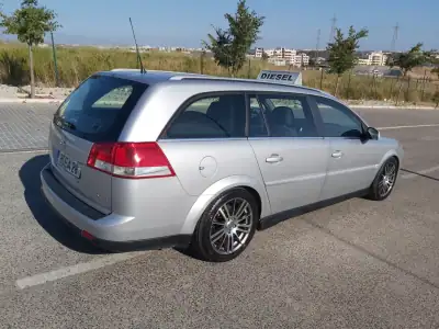 Opel Vectra Caravan 2007 - 2950 EUR, 221508 km - AUTO.MOTO.pt - 221508km - foto 5 de 14