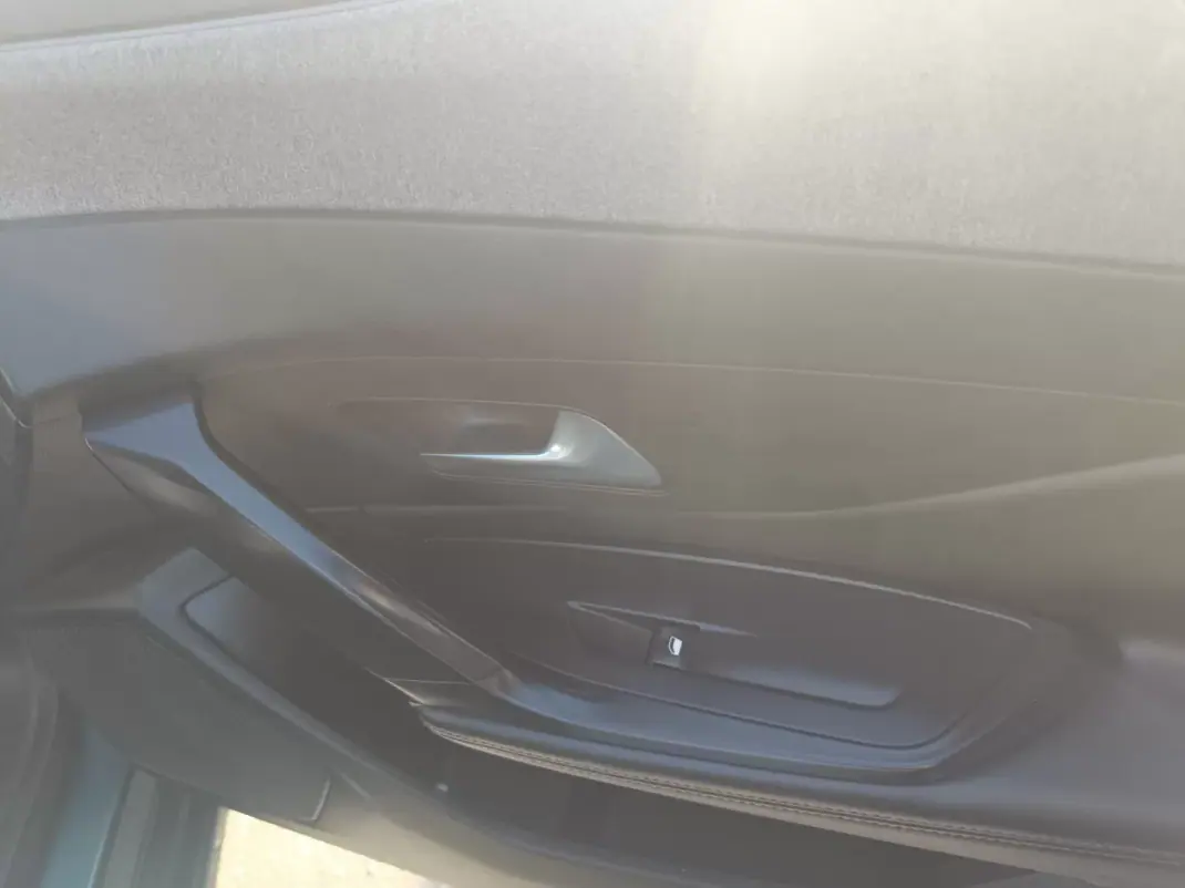 Peugeot 308 SW 2022 - 18900 EUR, 84822 km - AUTO.MOTO.pt - 84822km - foto 36 de 39