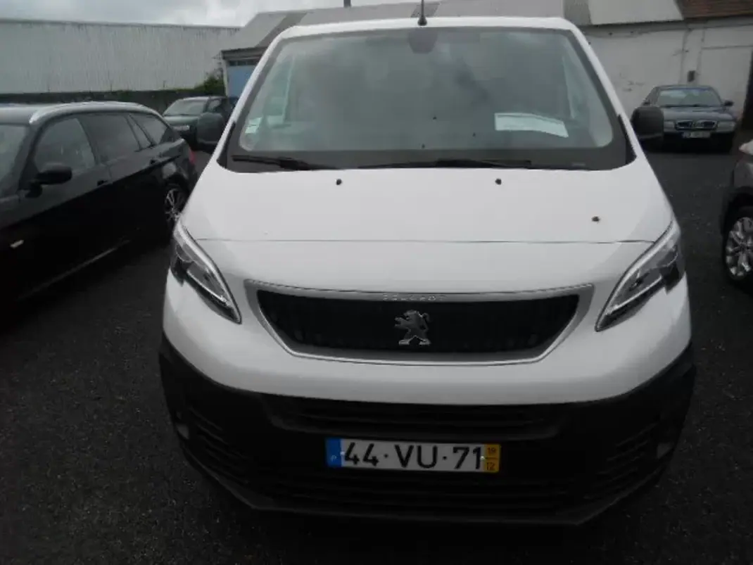Peugeot Expert 2018 - 21000 EUR, 106600 km - AUTO.MOTO.pt - 106600km - foto 1 de 13