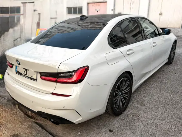 BMW 320 2019 - 29666 EUR, 138500 km - 138500km - foto 3 de 14