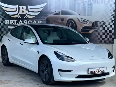 Tesla Model 3 2022 - 28500 EUR, 49000 km - AUTO.MOTO.pt - 49000km - foto 12 de 13