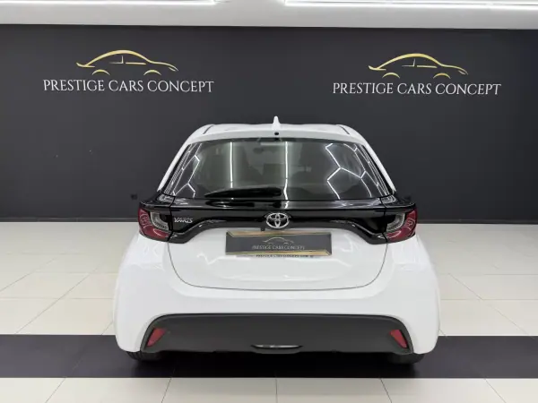 Toyota Yaris 2021 - 15950 EUR, 131306 km - AUTO.MOTO.pt - 131306km - foto 4 de 40