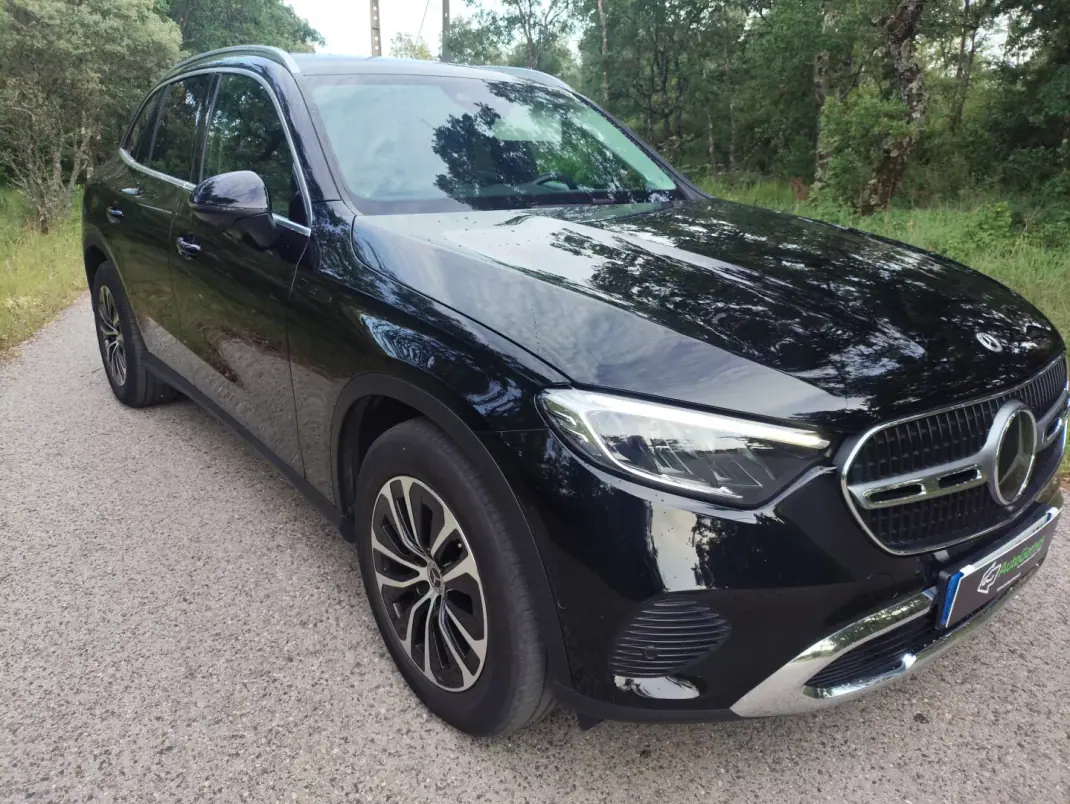 Mercedes-Benz GLC 220 2023 - 53500 EUR, 119100 km - AUTO.MOTO.pt - 119100km - foto 6 de 29