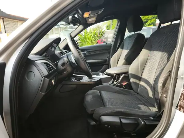 BMW 120 2014 - 17900 EUR, 180000 km - AUTO.MOTO.pt - 180000km - foto 19 de 34