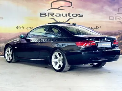 BMW 320 2007 - 12900 EUR, 245795 km - AUTO.MOTO.pt - 245795km - foto 7 de 30