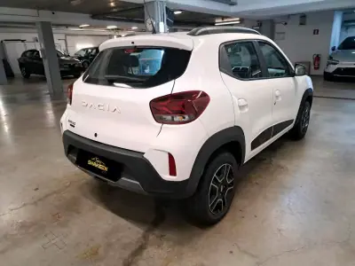 Dacia Spring 2023 — photo 2 of 8