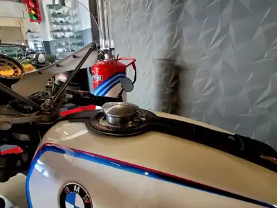 BMW R 12 Base 1981 - 13990 EUR, 18 km - AUTO.MOTO.pt - 18km - foto 21 de 33
