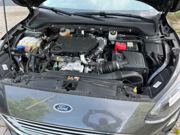 Ford Focus SW 2019 - 16990 EUR, 75880 km - AUTO.MOTO.pt - 75880km - foto 15 de 15