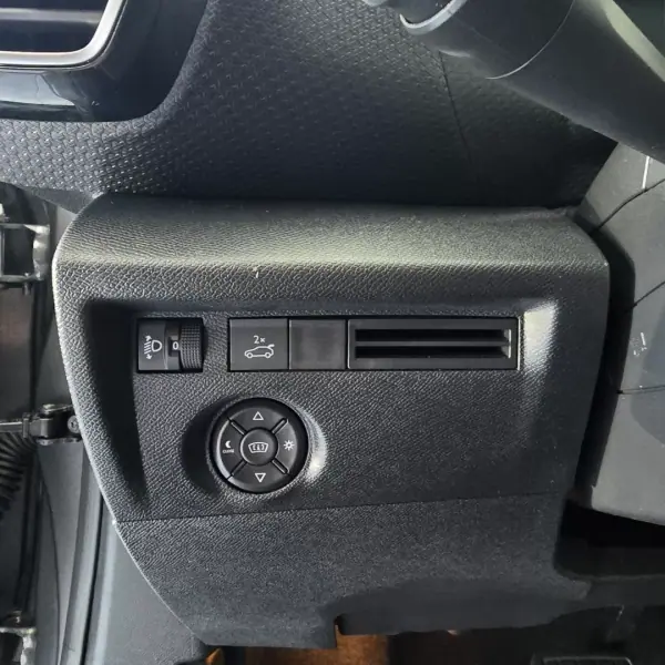 Citroën C4 X 2024 - 20950 EUR, 22129 km - AUTO.MOTO.pt - 22129km - foto 22 de 41