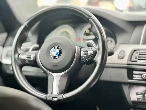 BMW 525 2013 - 21900 EUR, 173000 km - AUTO.MOTO.pt - 173000km - foto 17 de 29