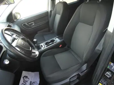 Land Rover Discovery Sport 2016 - 18750 EUR, 220000 km - AUTO.MOTO.pt - 220000km - foto 18 de 30