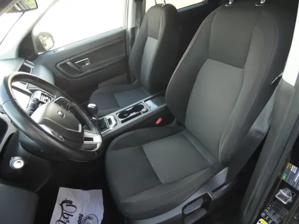 Land Rover Discovery Sport 2016 - 18750 EUR, 220000 km - AUTO.MOTO.pt - 220000km - foto 18 de 30