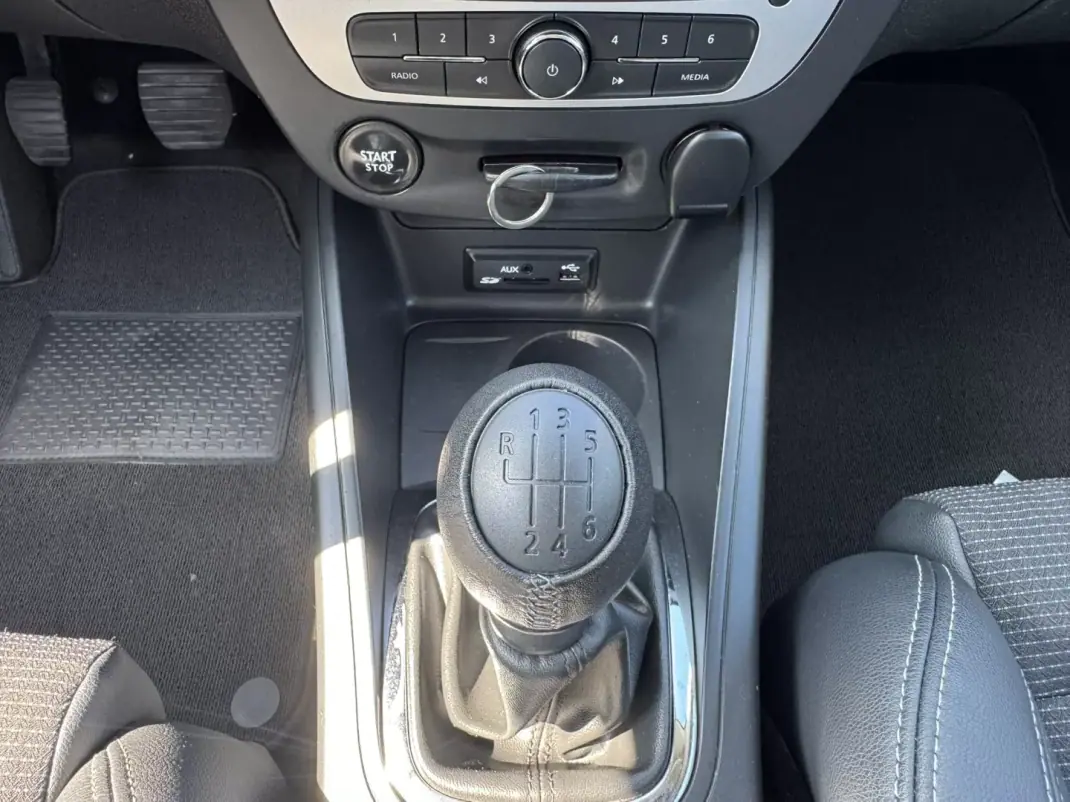 Renault Mégane Sport Tourer 2014 - 8990 EUR, 234000 km - 234000km - foto 26 de 32