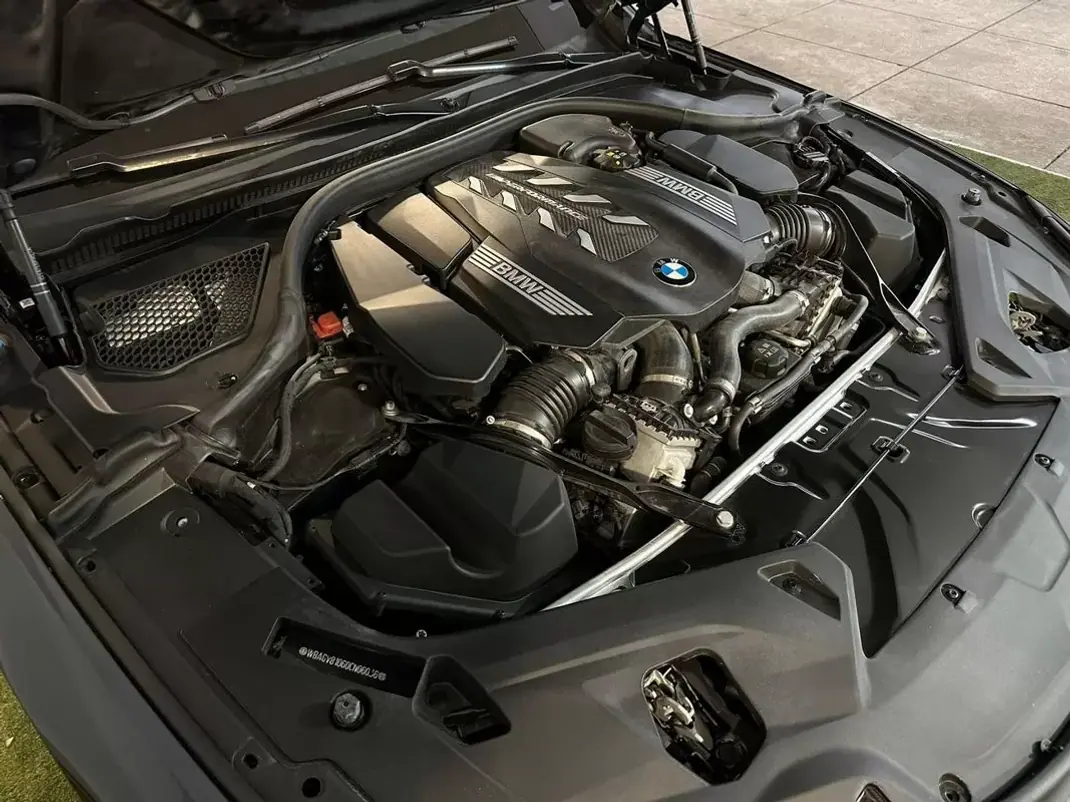 BMW M850i Gran Coupé 2023 - 89750 EUR, 22000 km - AUTO.MOTO.pt - 22000km - foto 54 de 58