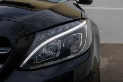 Mercedes-Benz C 220 2017 - 22750 EUR, 192000 km - AUTO.MOTO.pt - 192000km - foto 7 de 40