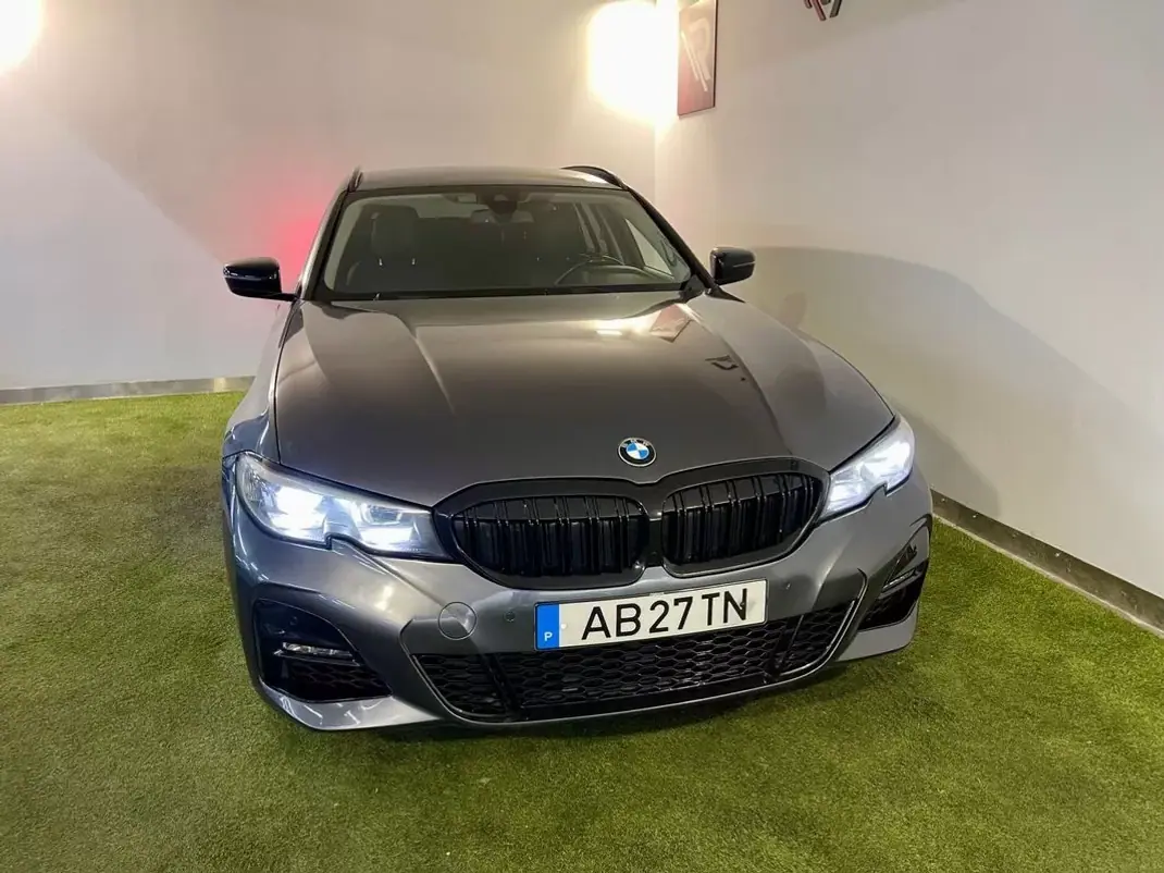 BMW 318 2020 - 26850 EUR, 184000 km - AUTO.MOTO.pt - 184000km - foto 4 de 40
