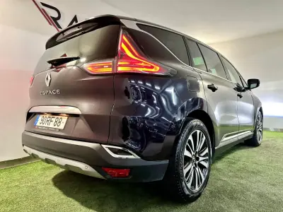 Renault Espace 2016 - 16500 EUR, 163000 km - AUTO.MOTO.pt - 163000km - foto 8 de 49