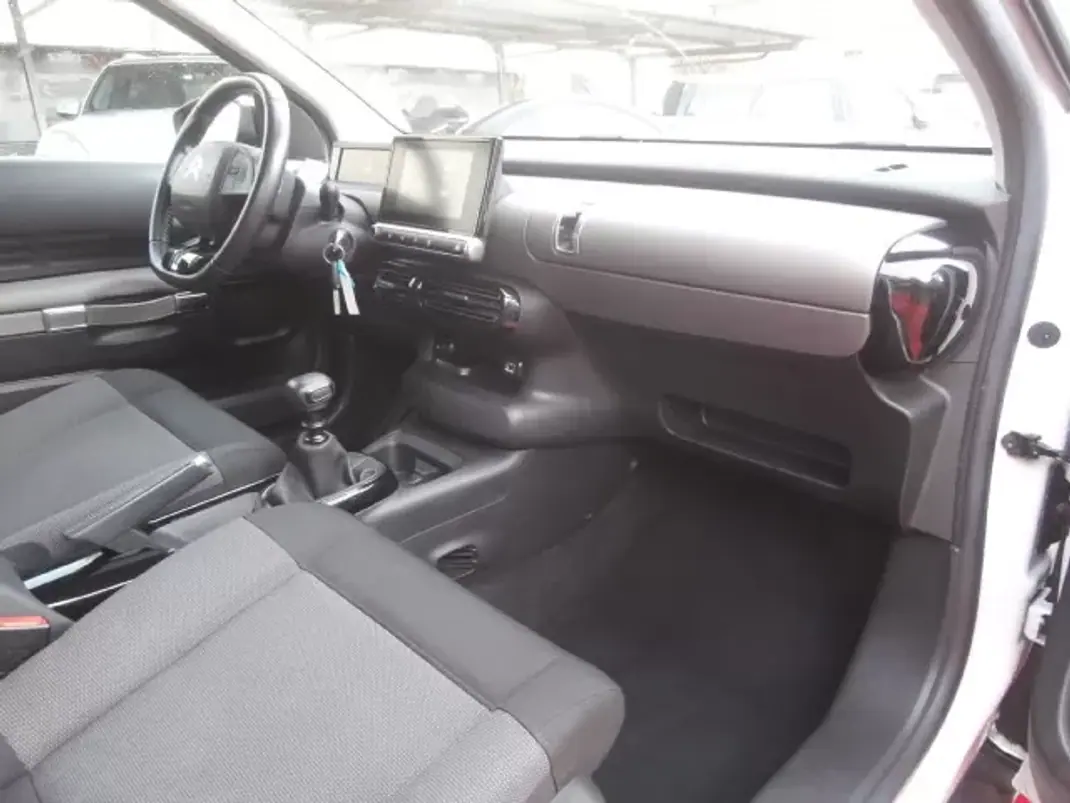 Citroën C4 Cactus 2020 - 11600 EUR, 185708 km - AUTO.MOTO.pt - 185708km - foto 22 de 26