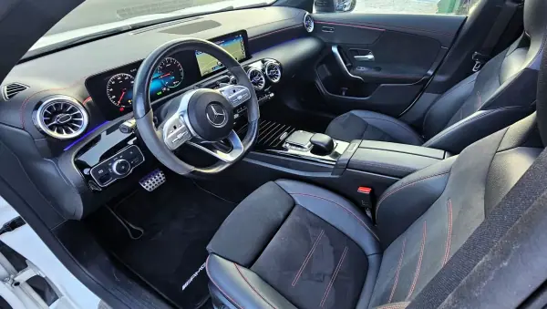 Mercedes-Benz CLA 250 2022 - 33999 EUR, 70000 km - AUTO.MOTO.pt - 70000km - foto 27 de 34