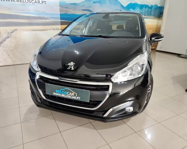 Peugeot 208 2018 - 9750 EUR, 48000 km - AUTO.MOTO.pt - 48000km - foto 4 de 25