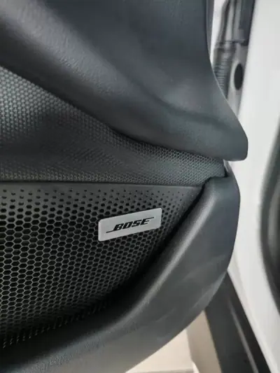 Porsche Taycan Cross Turismo 2022 - 65750 EUR, 55800 km - AUTO.MOTO.pt - 55800km - foto 28 de 40