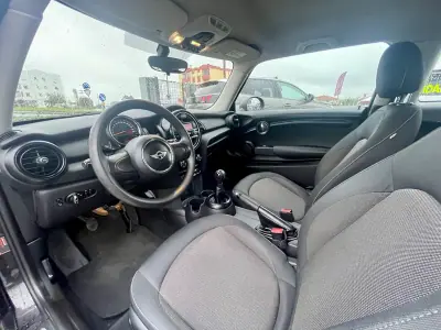 MINI Cooper 2014 - 12750 EUR, 153852 km - AUTO.MOTO.pt - 153852km - foto 11 de 25
