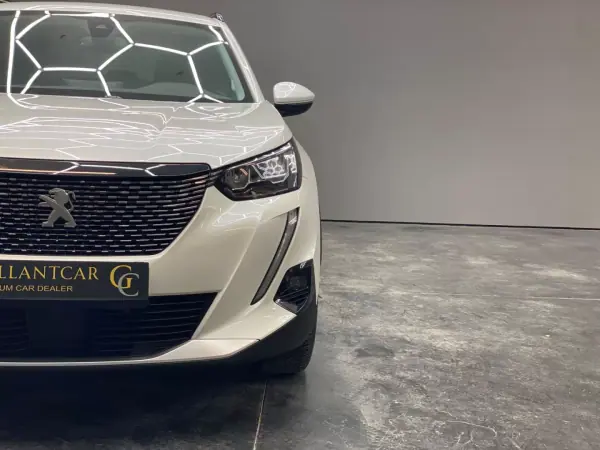 Peugeot 2008 2022 — foto 3 de 24