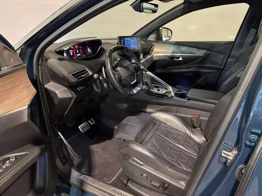 Peugeot 5008 2021 - 29900 EUR, 146000 km - 146000km - foto 42 de 60