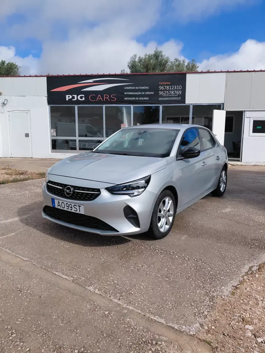 Opel Corsa 2022 - 13900 EUR, 59000 km - AUTO.MOTO.pt - 59000km - foto 1 de 12