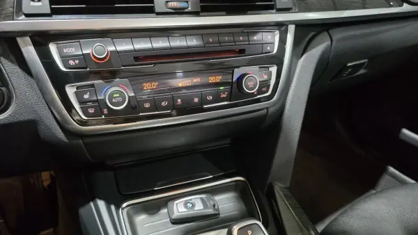 BMW 420 2014 - 23900 EUR, 184520 km - AUTO.MOTO.pt - 184520km - foto 41 de 51