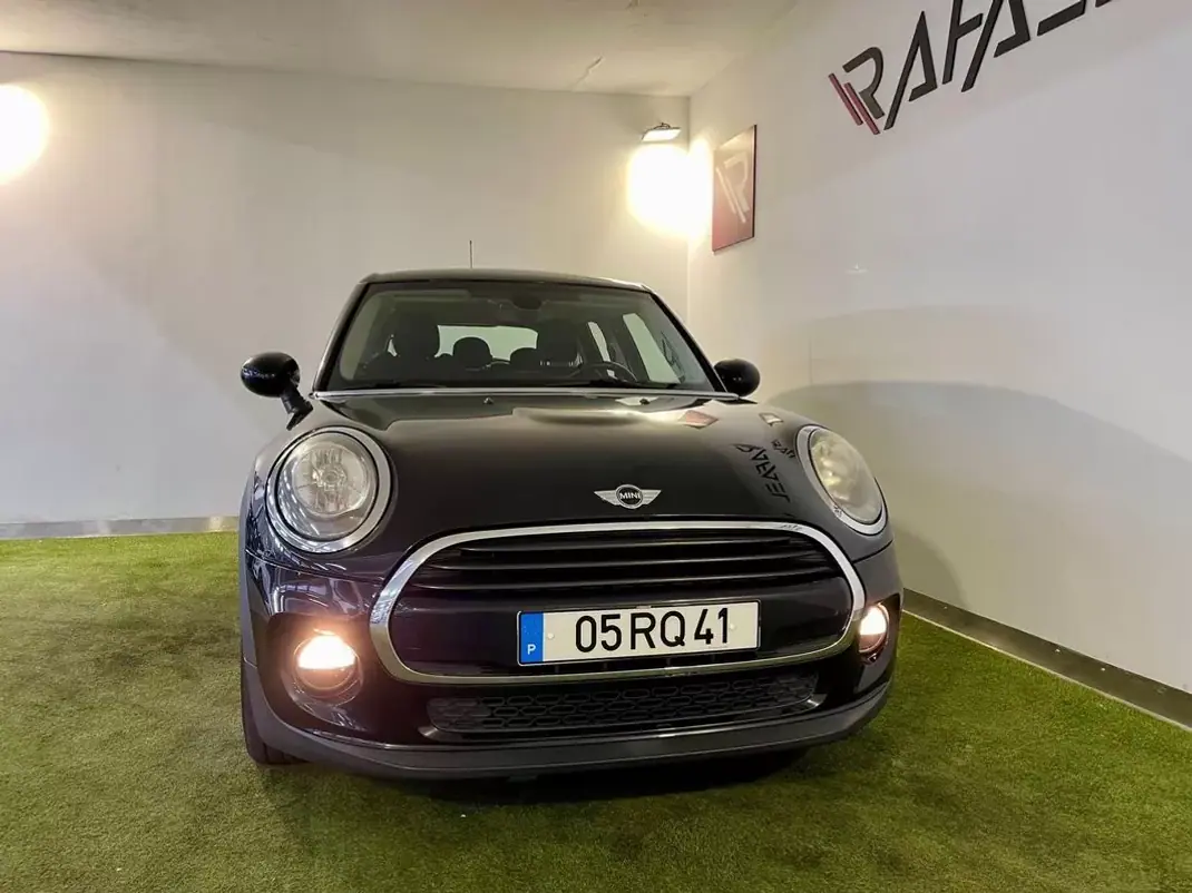 MINI 5 Portas 2016 - 12500 EUR, 146000 km - AUTO.MOTO.pt - 146000km - foto 3 de 32