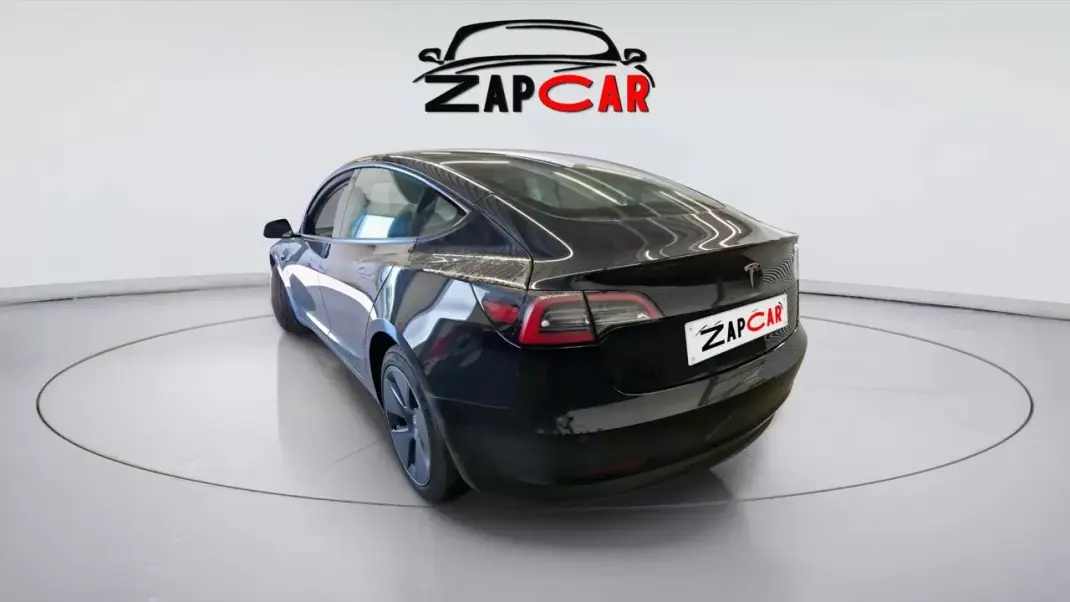 Tesla Model 3 2022 - 28500 EUR, 39200 km - AUTO.MOTO.pt - 39200km - foto 7 de 22