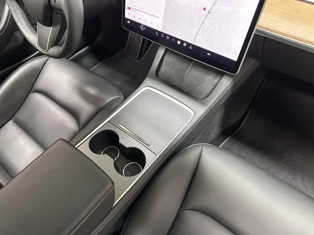Tesla Model 3 2021 - 26450 EUR, 64959 km - AUTO.MOTO.pt - 64959km - foto 44 de 53