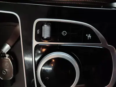 Mercedes-Benz C 250 2016 - 25990 EUR, 219000 km - AUTO.MOTO.pt - 219000km - foto 30 de 38