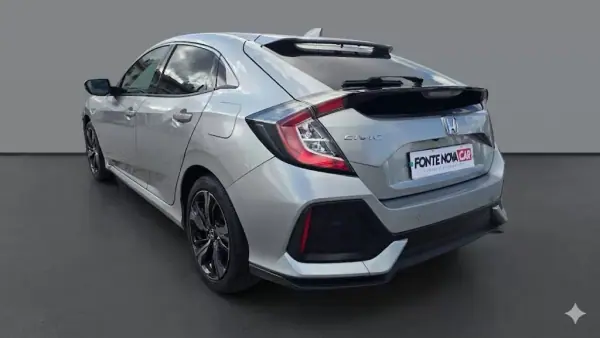 Honda Civic 2017 - 17950 EUR, 128483 km - AUTO.MOTO.pt - 128483km - foto 9 de 30