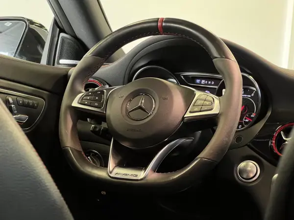 Mercedes-Benz CLA 45 AMG 2019 - 39990 EUR, 95000 km - AUTO.MOTO.pt - 95000km - foto 15 de 57