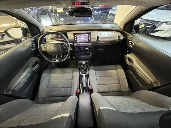 Citroën C4 Cactus 2018 - 12990 EUR, 140000 km - 140000km - foto 15 de 54