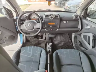 Smart Fortwo Cabrio 2009 - 5750 EUR, 141300 km - AUTO.MOTO.pt - 141300km - foto 17 de 30