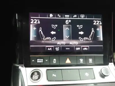 Audi e-tron 2020 - 25900 EUR, 87000 km - AUTO.MOTO.pt - 87000km - foto 8 de 17