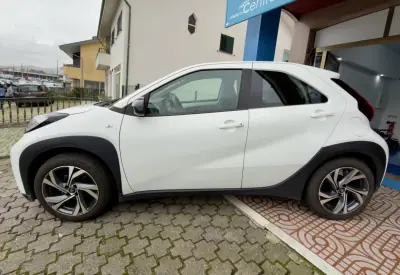 Toyota Aygo X 2022 - 14950 EUR, 10000 km - AUTO.MOTO.pt - 10000km - foto 6 de 25