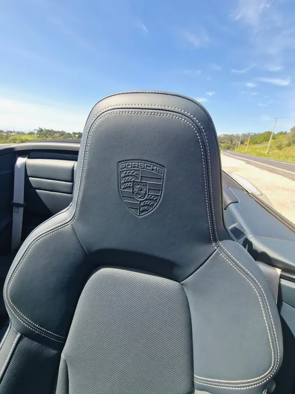 Porsche 992 2021 - 159000 EUR, 20443 km - AUTO.MOTO.pt - 20443km - foto 12 de 19