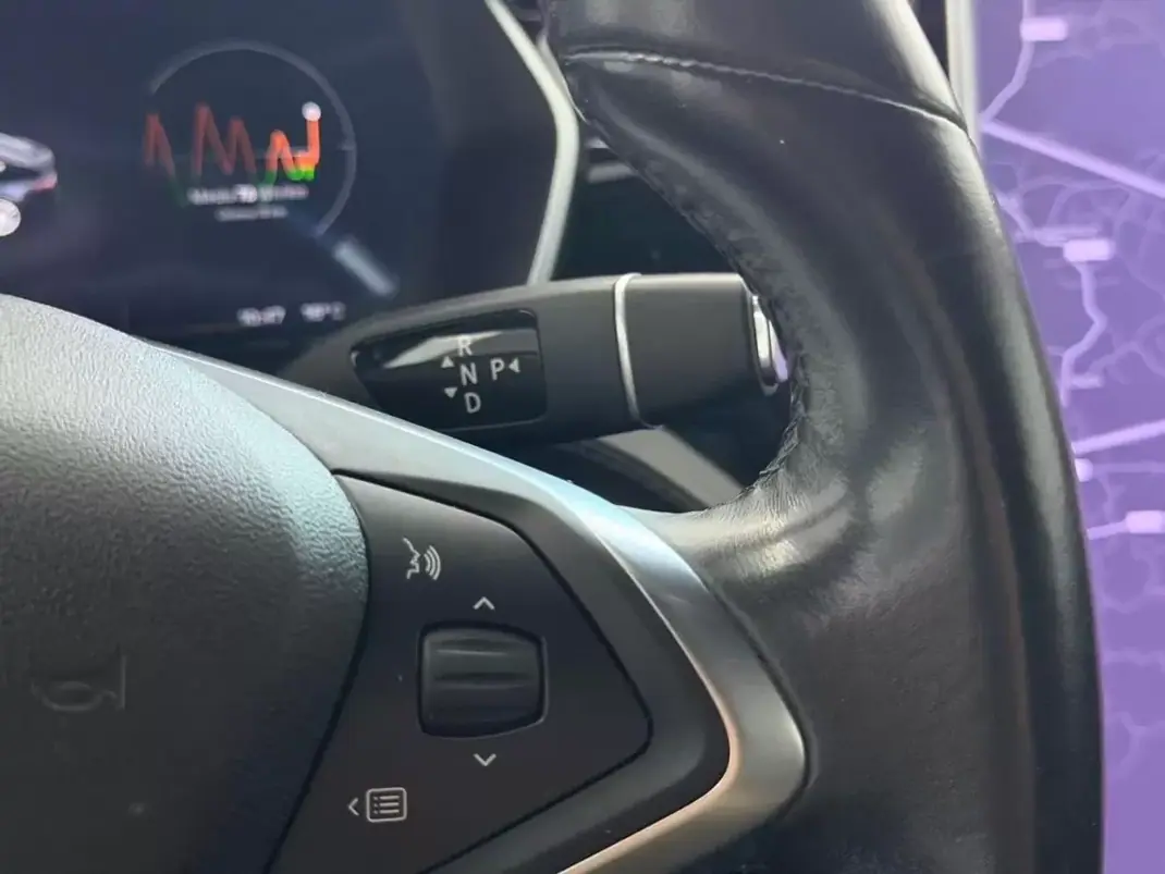 Tesla Model S 2017 - 19990 EUR, 237000 km - AUTO.MOTO.pt - 237000km - foto 19 de 37